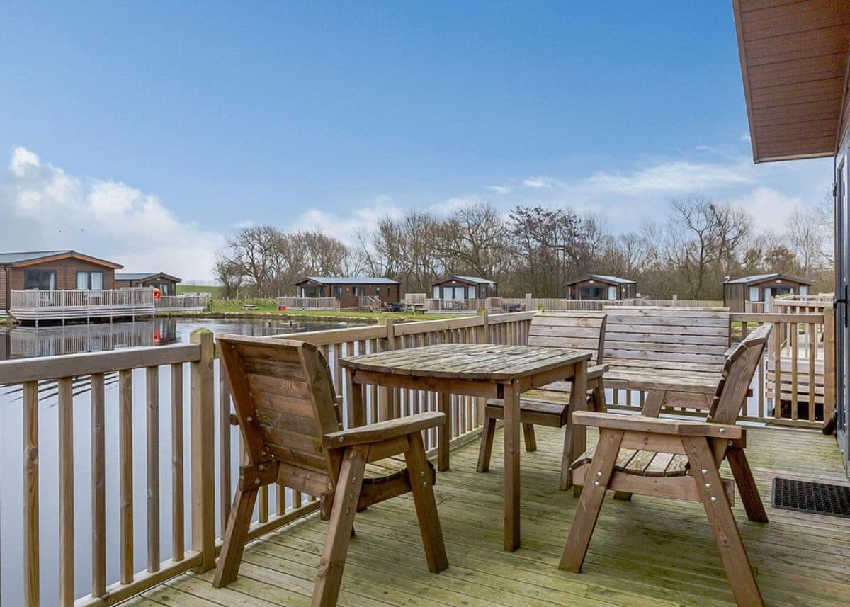 Woodland Lakes Lodges Thirsk Exterior photo
